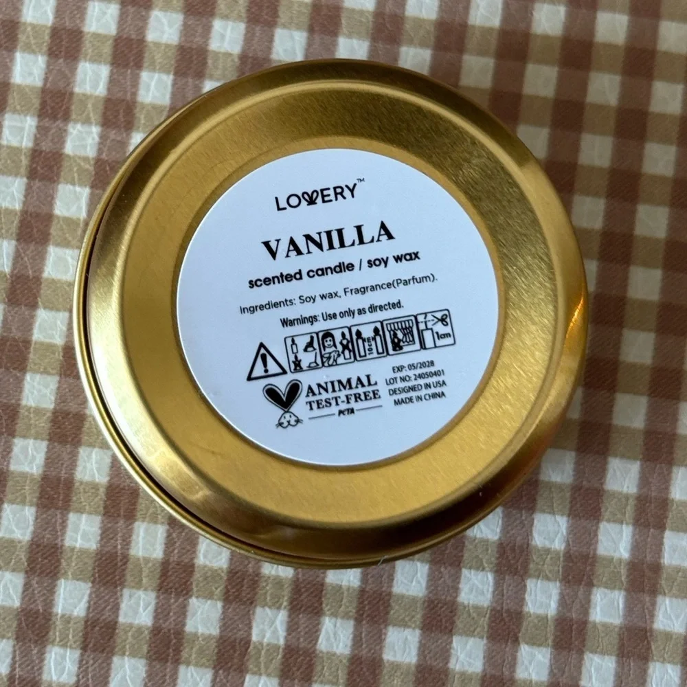 LOVERY scented wax candle‎ tiny. VANILLA